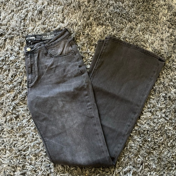 Fashion Nova Soft Stretch Bootcut Jeans - Picture 4 of 5